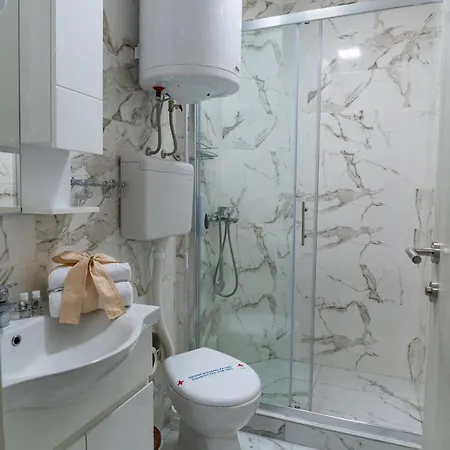 فندق Smestaj & Protic Šabac