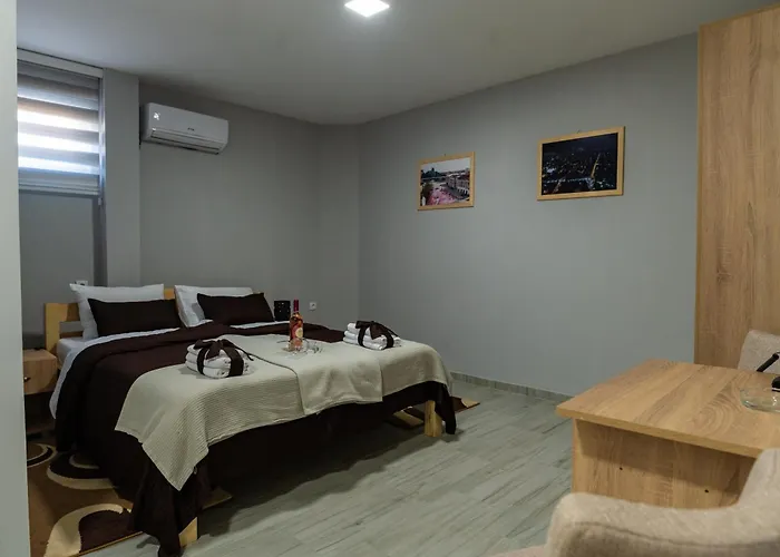 Smestaj & Protic فندق